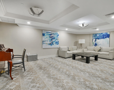 550 Se Mizner Boulevard - Photo Thumbnail 14