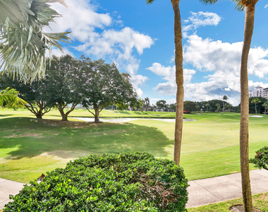550 Se Mizner Boulevard - Photo Thumbnail 27