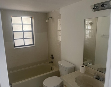 4259 Oak Terrace Drive - Photo Thumbnail 8