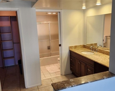 405 N Ocean Boulevard - Photo Thumbnail 11