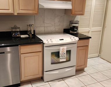 405 N Ocean Boulevard - Photo Thumbnail 21