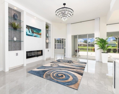249 Nw Bentley Circle - Photo Thumbnail 13