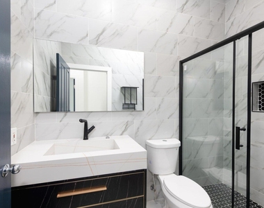 249 Nw Bentley Circle - Photo Thumbnail 7