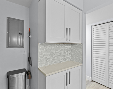 629 Sea Pine Way - Photo Thumbnail 14