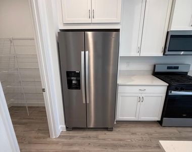 9555 Sw Indra Way - Photo Thumbnail 12