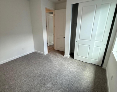 9555 Sw Indra Way - Photo Thumbnail 18
