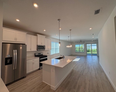 9555 Sw Indra Way - Photo Thumbnail 8