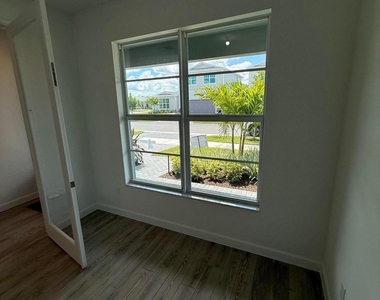 9555 Sw Indra Way - Photo Thumbnail 5