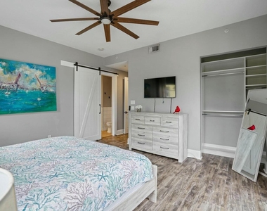3120 E Latitude Circle - Photo Thumbnail 18