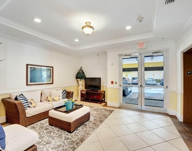 3120 E Latitude Circle - Photo Thumbnail 4