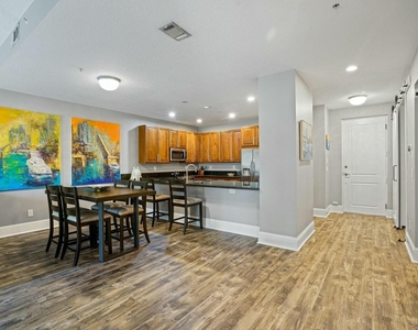 3120 E Latitude Circle - Photo Thumbnail 5
