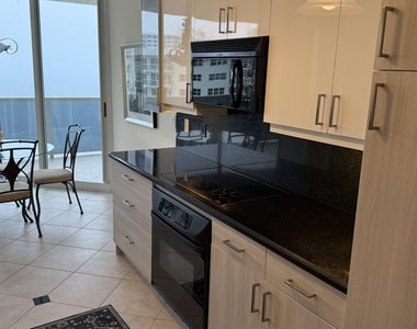 3200 N Ocean Boulevard - Photo Thumbnail 9