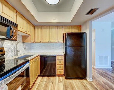 342 Southwind Drive - Photo Thumbnail 5