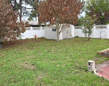 6448 Nw Colgate Street - Photo Thumbnail 3