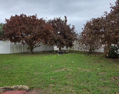6448 Nw Colgate Street - Photo Thumbnail 4
