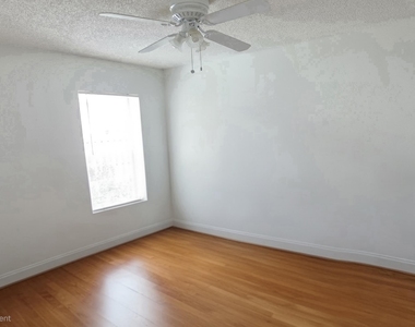 6448 Nw Colgate Street - Photo Thumbnail 18