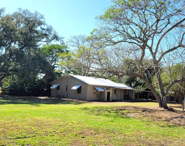 4362 W Midway Road - Photo Thumbnail 1