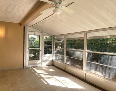 4362 W Midway Road - Photo Thumbnail 5