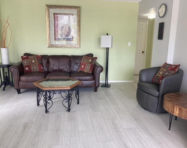 3031 N Ocean Boulevard - Photo Thumbnail 2