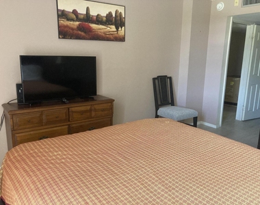 3031 N Ocean Boulevard - Photo Thumbnail 12