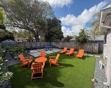 1215 Ne 17th Avenue - Photo Thumbnail 8
