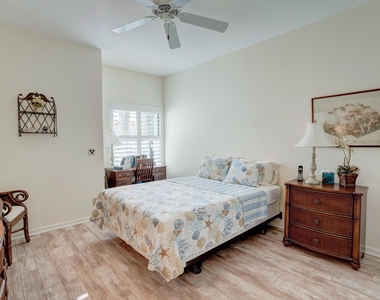3518 Lantern Bay Drive - Photo Thumbnail 9