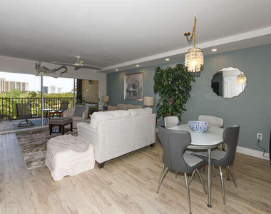 275 Palm Avenue - Photo Thumbnail 10