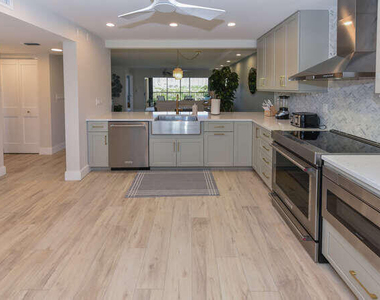 275 Palm Avenue - Photo Thumbnail 7