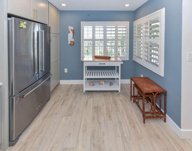 275 Palm Avenue - Photo Thumbnail 6