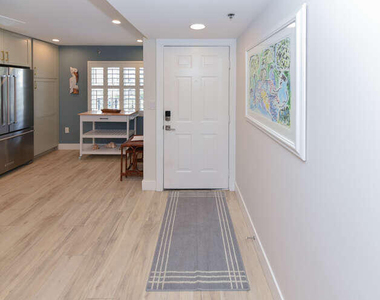 275 Palm Avenue - Photo Thumbnail 4