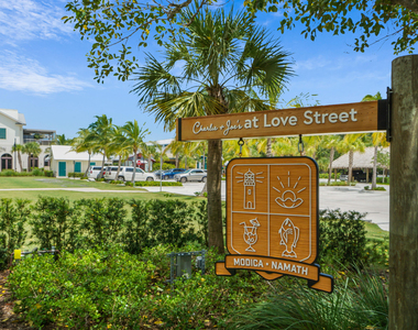275 Palm Avenue - Photo Thumbnail 39