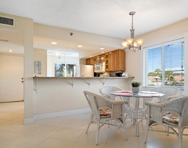 275 Palm Avenue - Photo Thumbnail 10