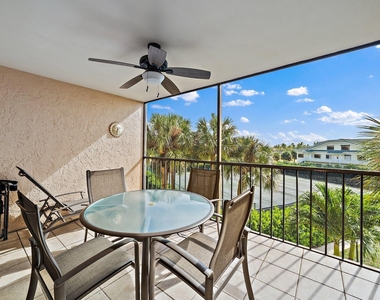 275 Palm Avenue - Photo Thumbnail 8