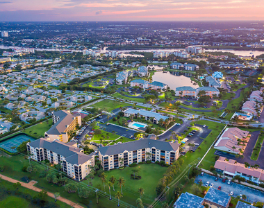 275 Palm Avenue - Photo Thumbnail 57