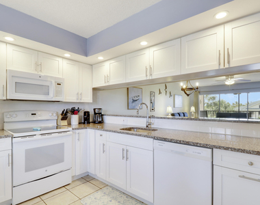 275 Palm Avenue - Photo Thumbnail 23