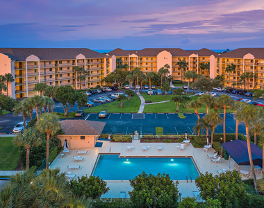 275 Palm Avenue - Photo Thumbnail 45