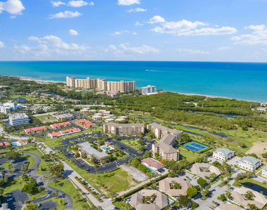 275 Palm Avenue - Photo Thumbnail 43