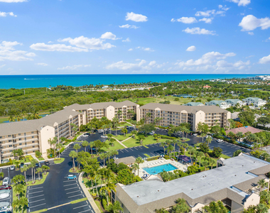275 Palm Avenue - Photo Thumbnail 1