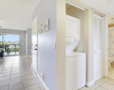 275 Palm Avenue - Photo Thumbnail 33