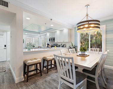 275 Palm Avenue - Photo Thumbnail 15