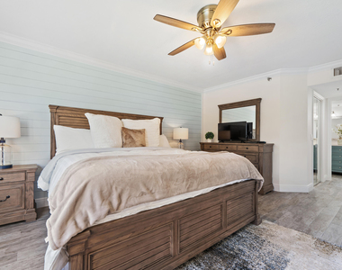 275 Palm Avenue - Photo Thumbnail 24