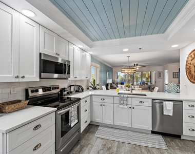 275 Palm Avenue - Photo Thumbnail 4