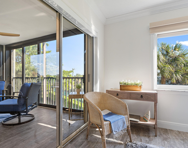 275 Palm Avenue - Photo Thumbnail 25