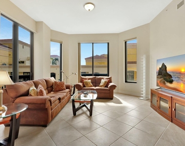 701 S Olive Avenue - Photo Thumbnail 4