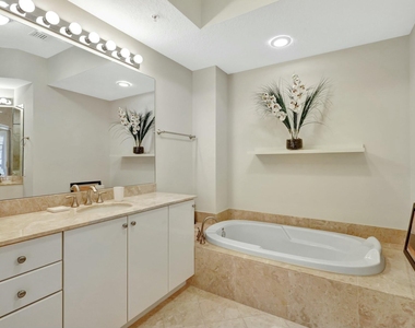 701 S Olive Avenue - Photo Thumbnail 15