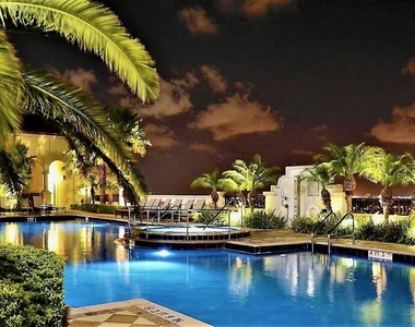 701 S Olive Avenue - Photo Thumbnail 18