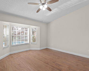152 Ne Twylite Terrace - Photo Thumbnail 20