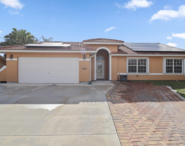 152 Ne Twylite Terrace - Photo Thumbnail 4