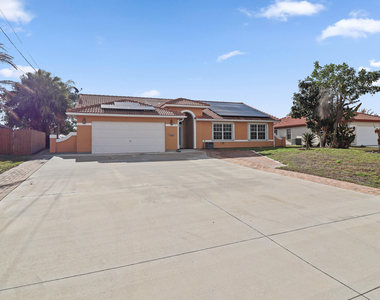152 Ne Twylite Terrace - Photo Thumbnail 2