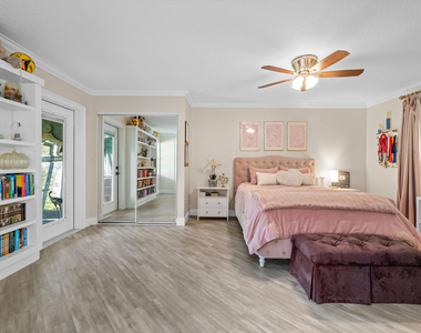 15161 Collecting Canal Road - Photo Thumbnail 52